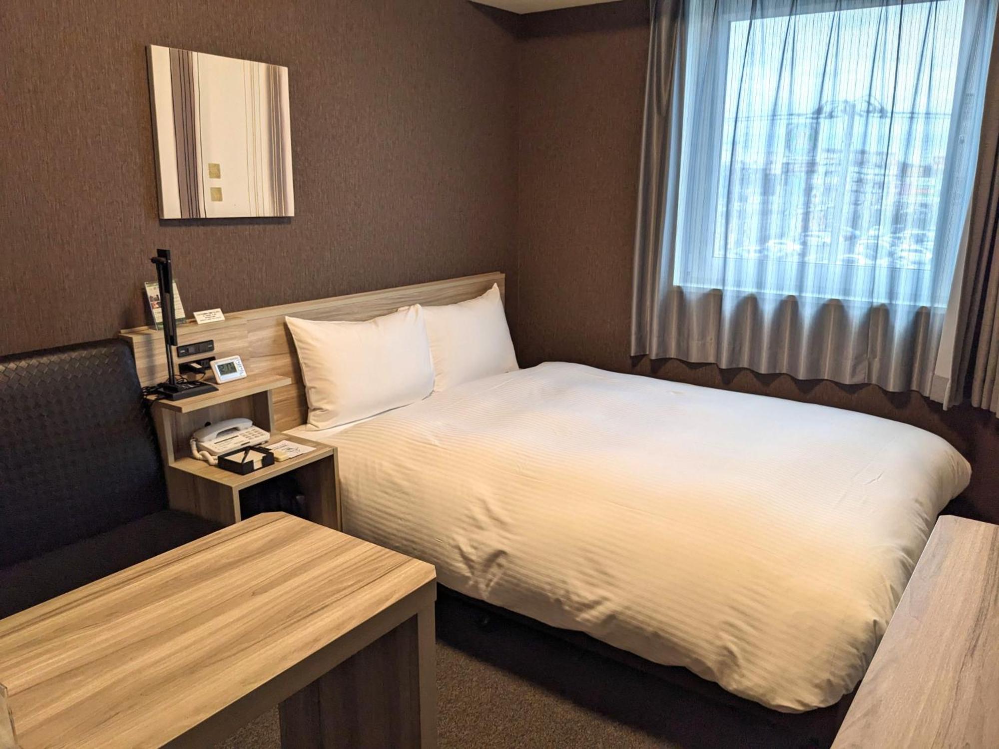 Hotel Route-Inn Chiba Hamano -Tokyowangando- Екстер'єр фото